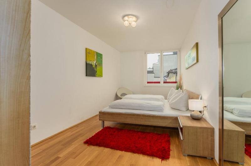 Apartment - Split Level image 4