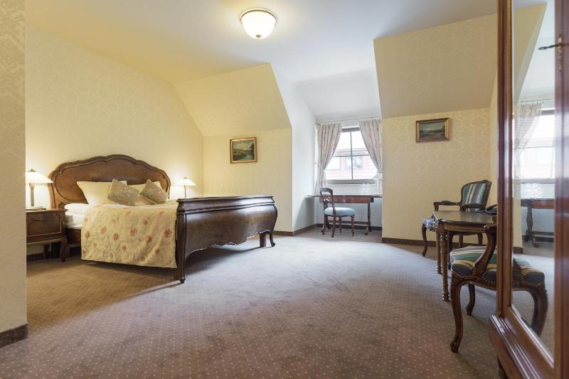 Apartment image 4