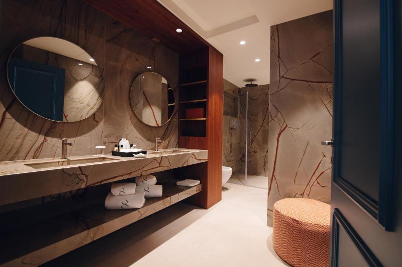 Suite image 3