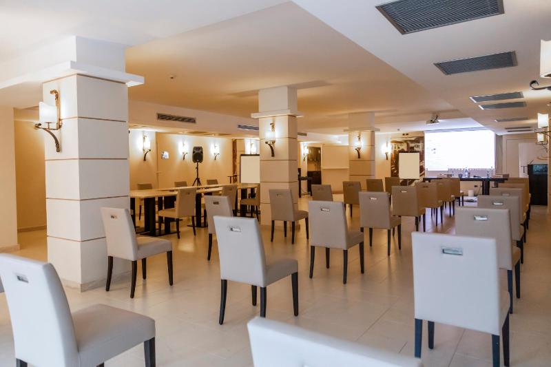 Hotel Tropis - image 10