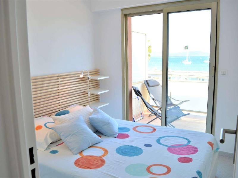 Appartement T2 climatisé avec parking à Cavalaire-sur-Mer - FR-1-226B-72 - image 12