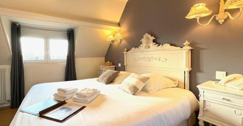 Romantic Superior Double Room with Bath image 1