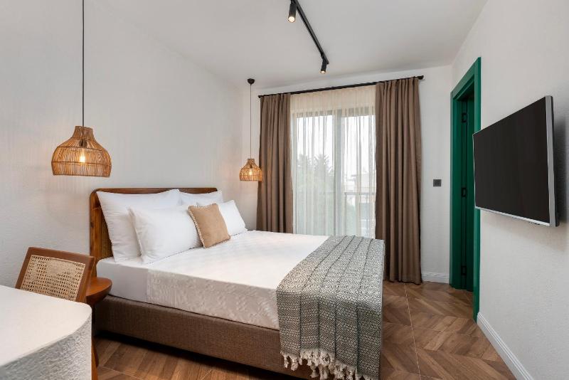 Superior Double Room image 1