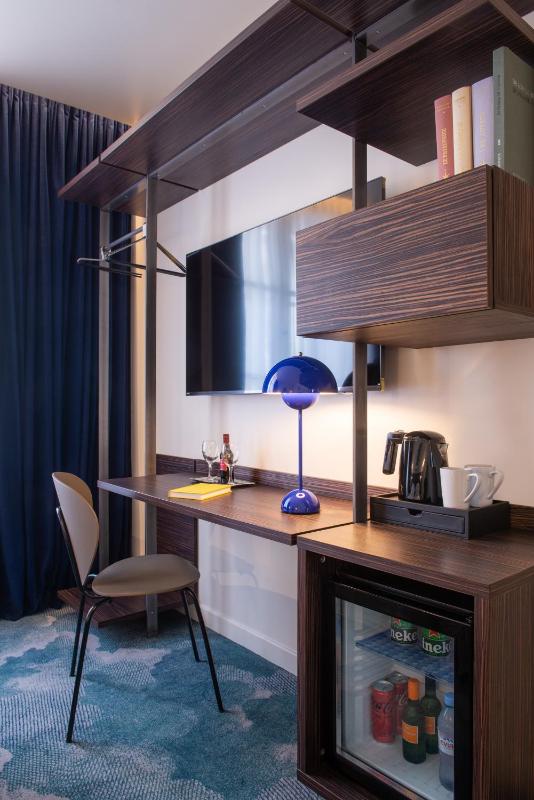 Standard Queen Room image 2