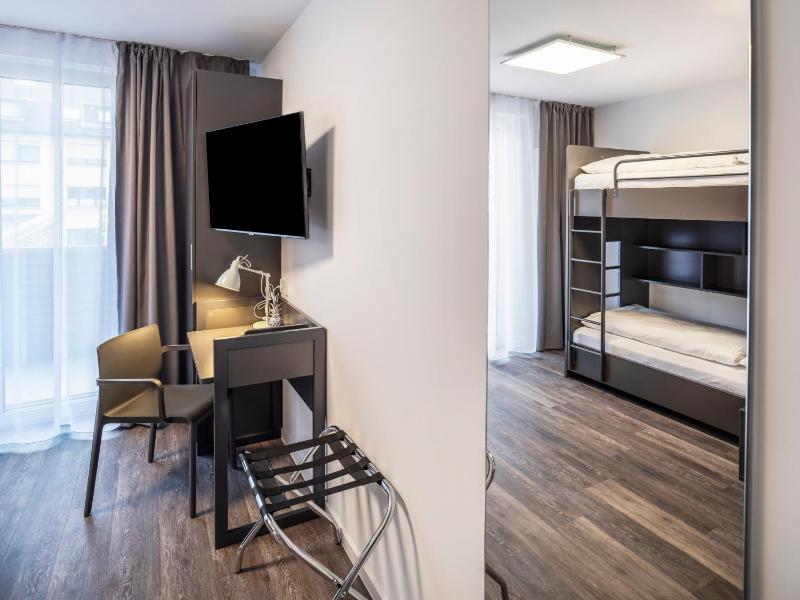 Economy Double or Twin Room image 2
