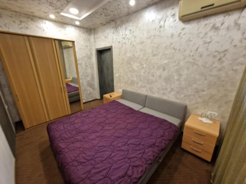 Small Double Room image 2
