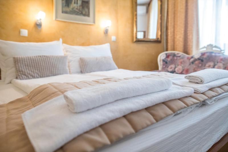 Comfort Double or Twin Room image 2