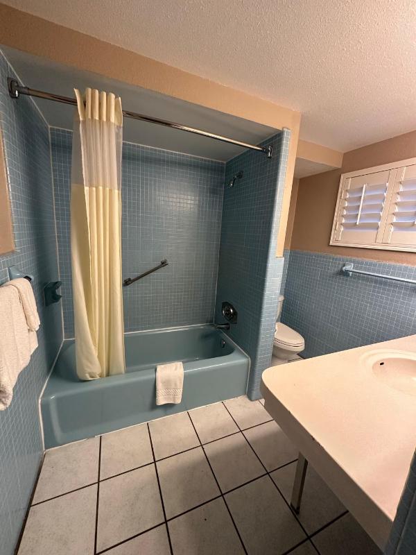 King Room image 2