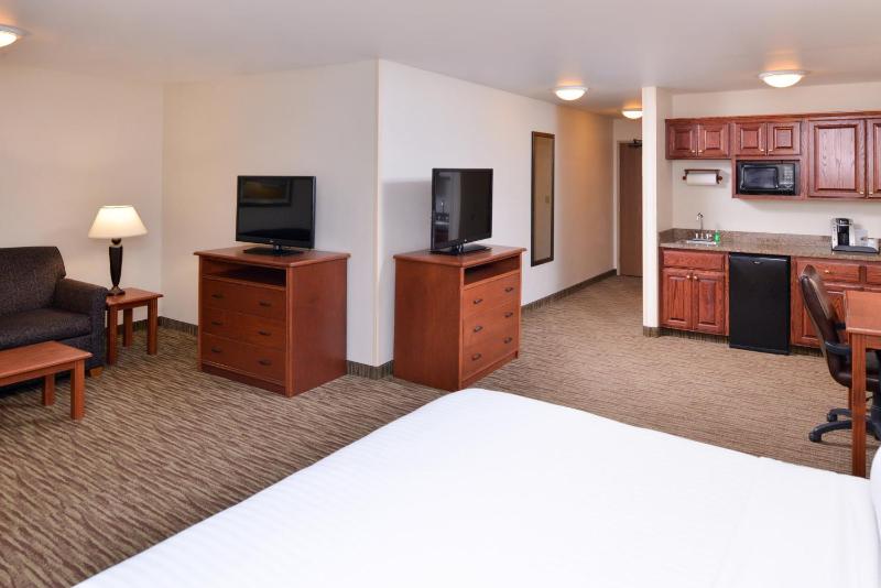Executive King Suite image 4