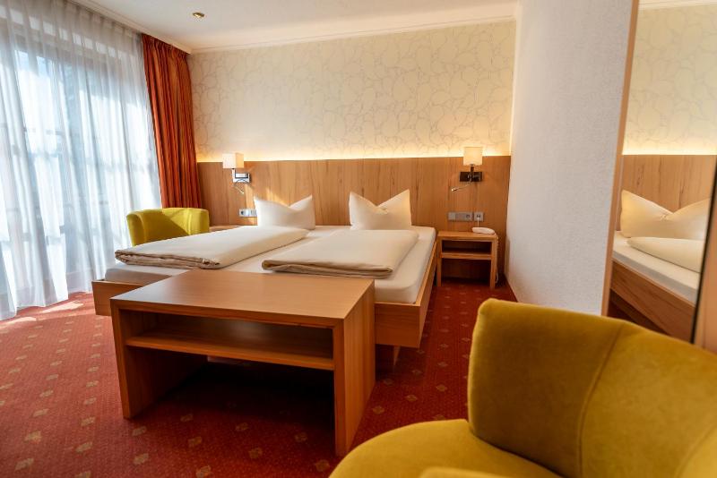 Standard Double Room Plus image 4