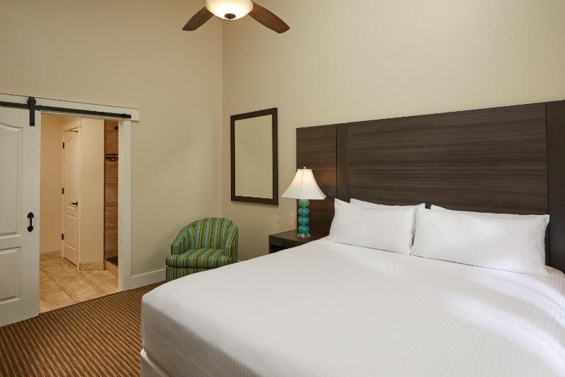 Double Room image 3
