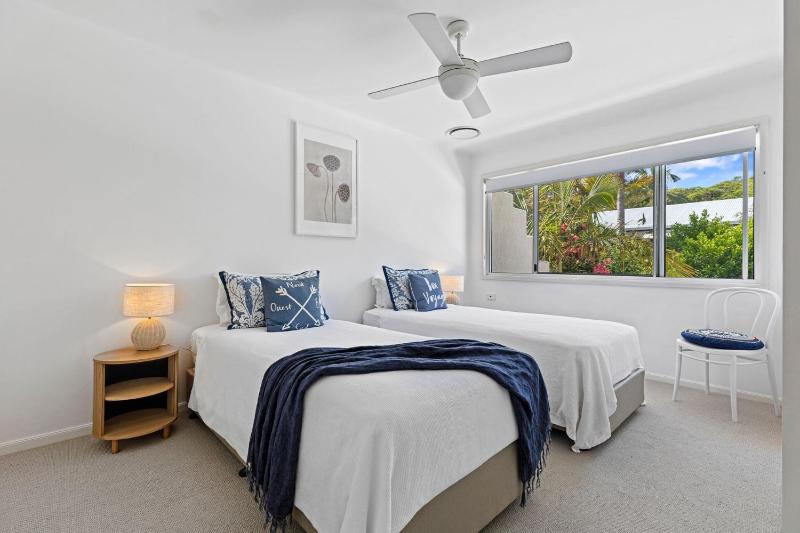 2 Ocean Whisper 16 Solway Drive - Dog Friendly Tropical Oasis - image 15