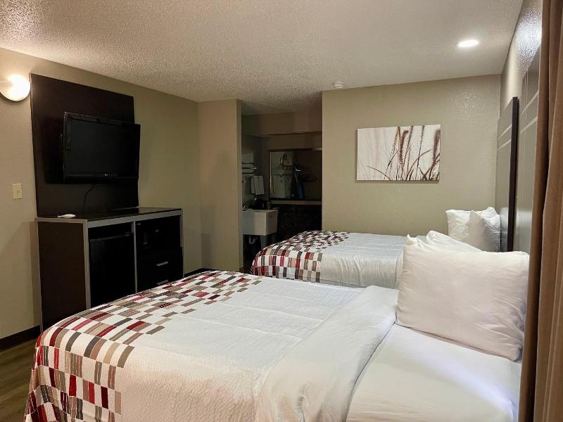 Deluxe Room with Two Double Beds Non-Smoking image 3