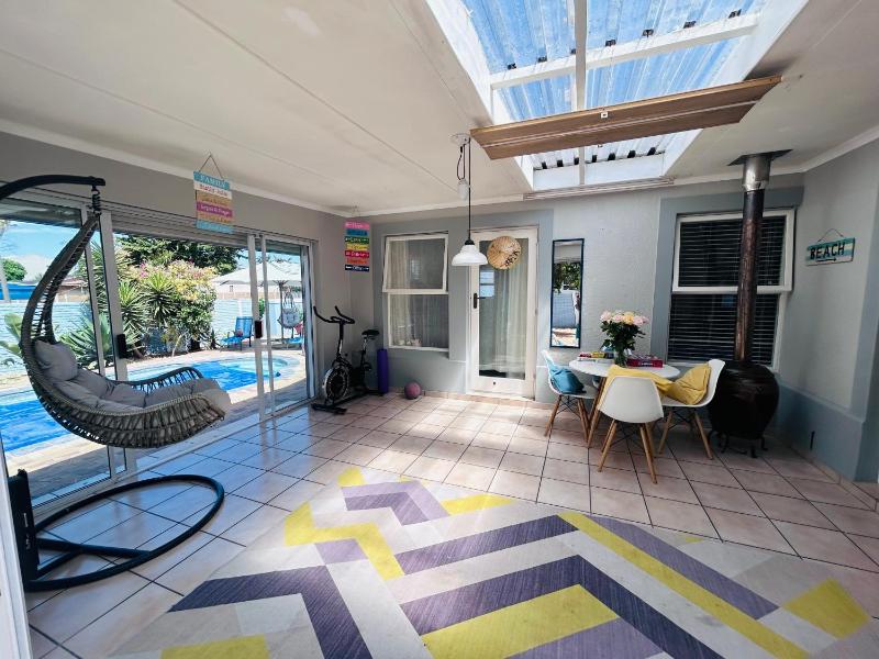 Holiday Home image 4