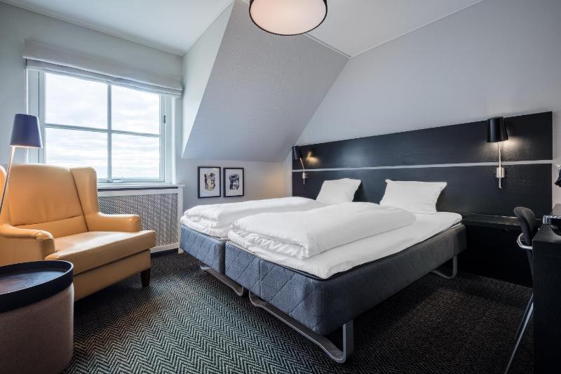Superior Double Room image 1