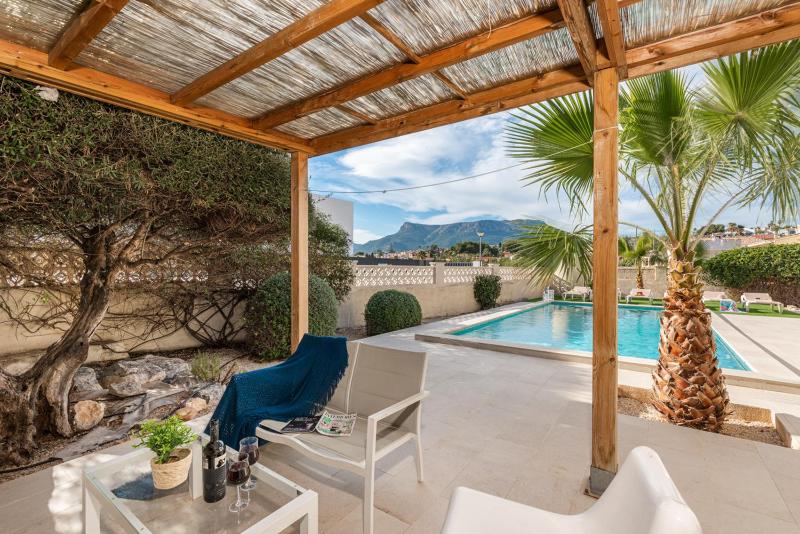 Villa Mila 10 - PlusHolidays - image 2