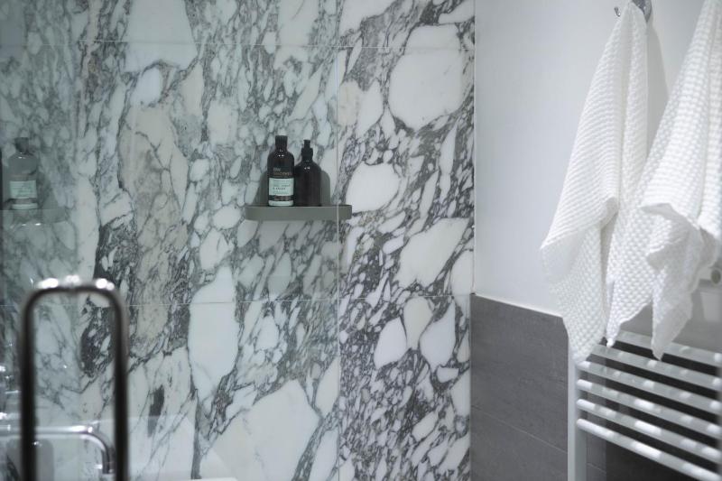 Double Room with Private Bathroom image 4