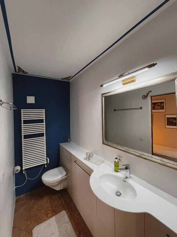 Deluxe Triple Room image 2