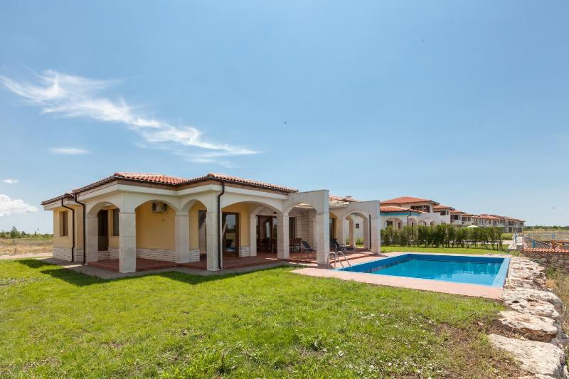Three-Bedroom Villa with Private Pool image 1