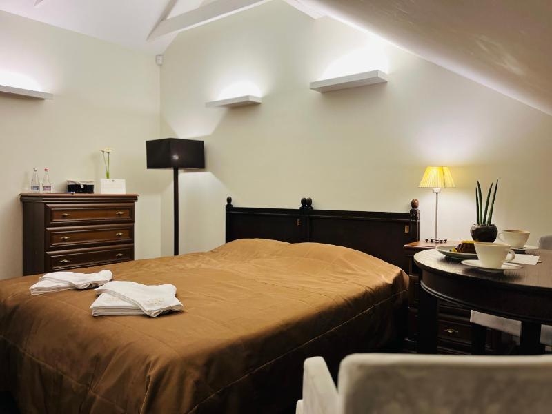 Standard Triple Room with a visit to Pažaislis Monastery image 1