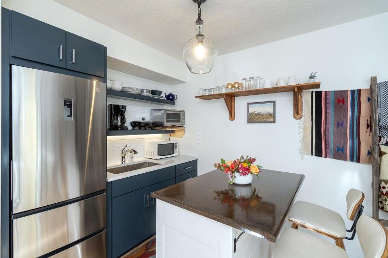 Style & Location! Steps to Gondola Main Street River condo - image 14