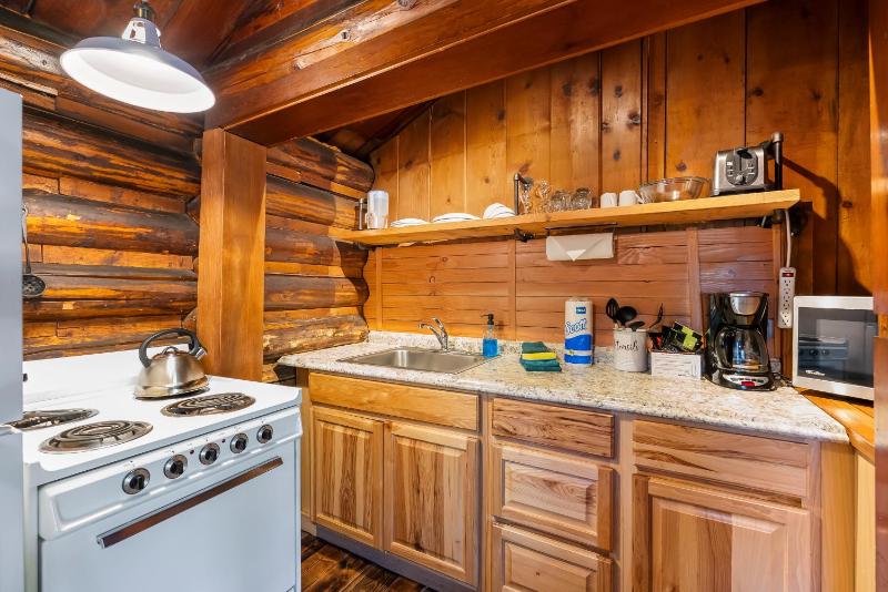 Cottage (2 Adults) image 4