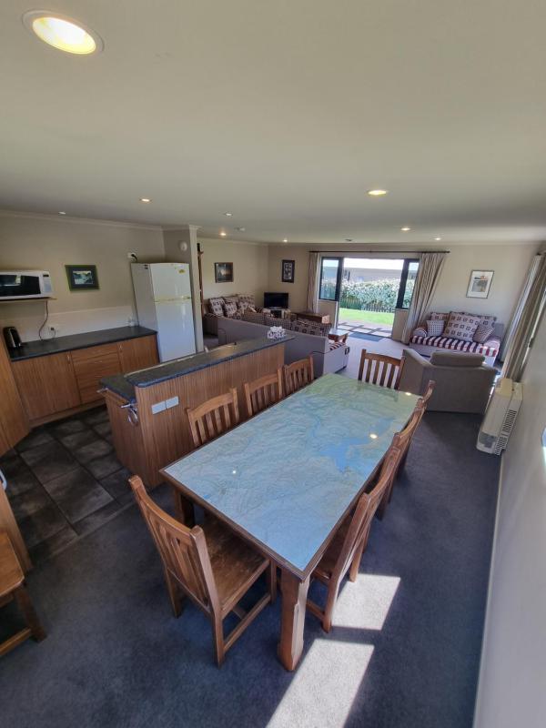 Mountain View Hideaway - image 6
