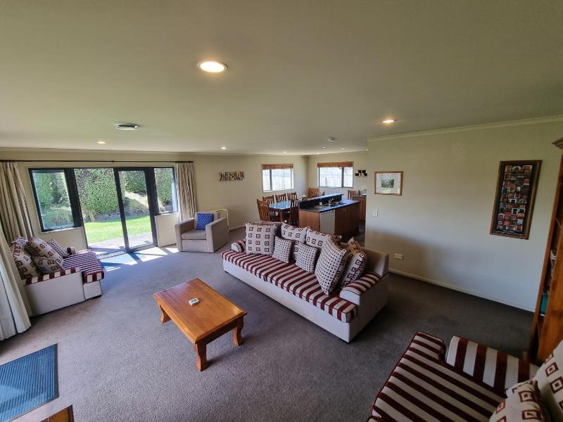 Mountain View Hideaway - image 29