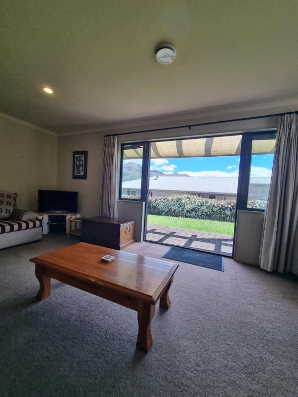 Mountain View Hideaway - image 15