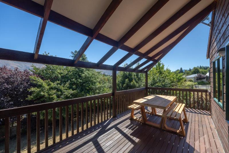 Central Comfort in Wanaka - image 14