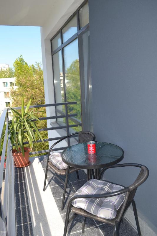 Apartment No. 6 image 3