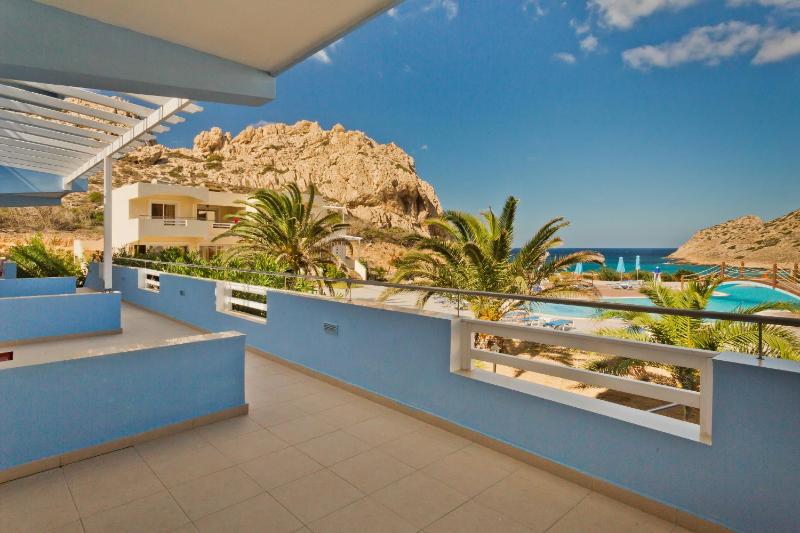 Apartment with Sea View image 4