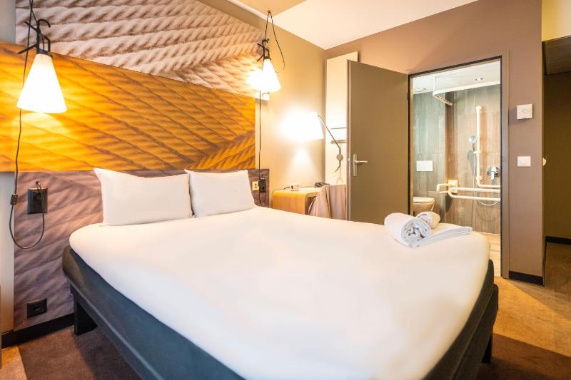 Double Room - Disability Access image 1