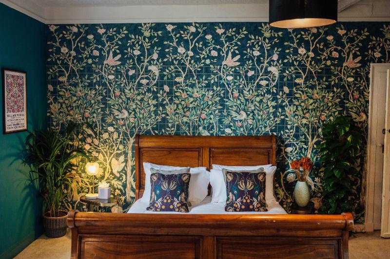 King Room image 4