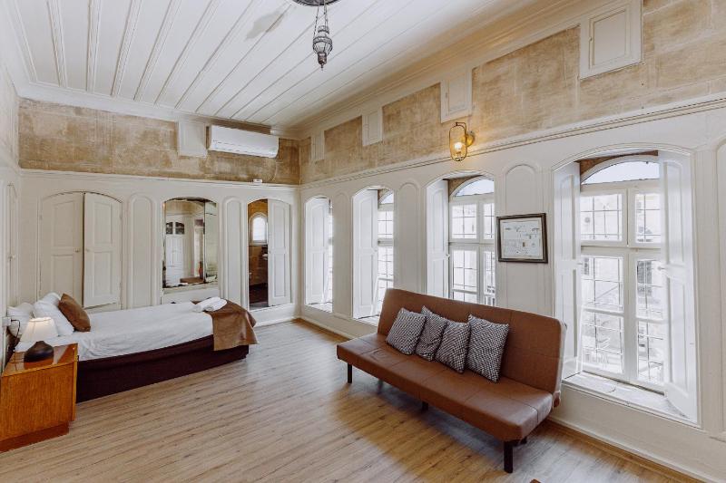 Comfort Quadruple Room image 1