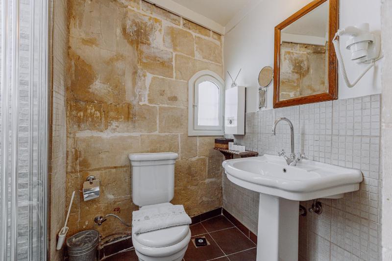 Comfort Quadruple Room image 2