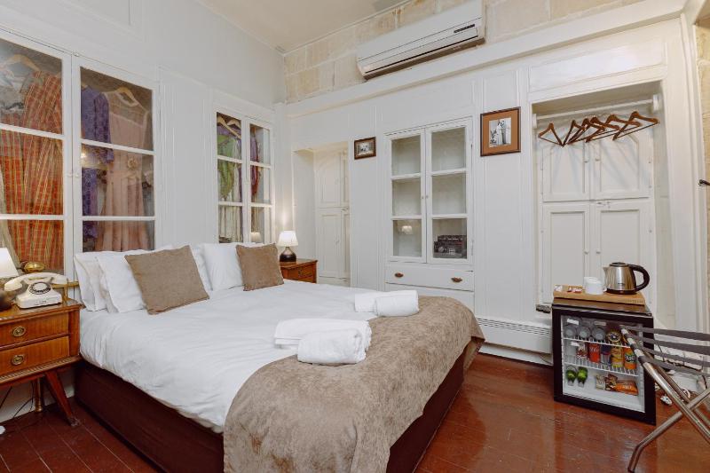 Budget Double Room image 1