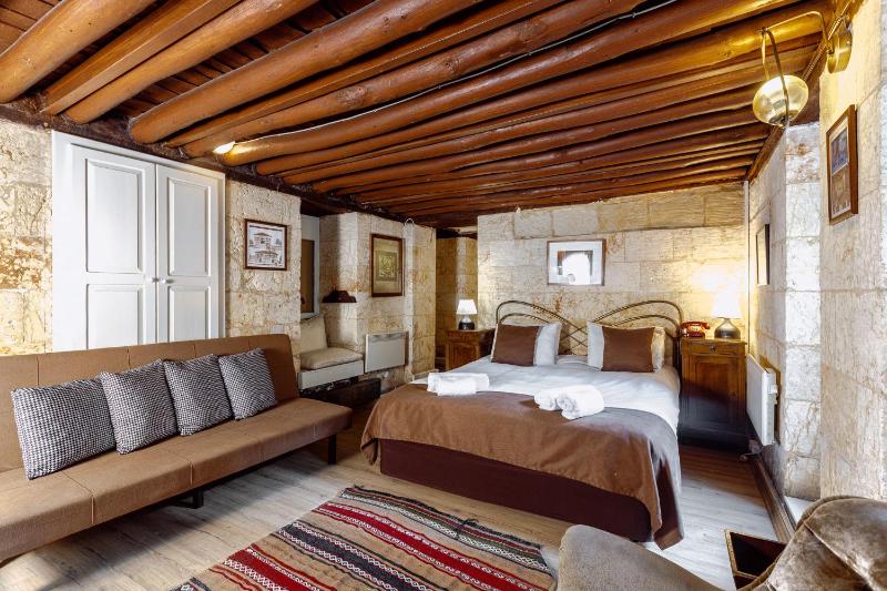 Budget Double Room image 4