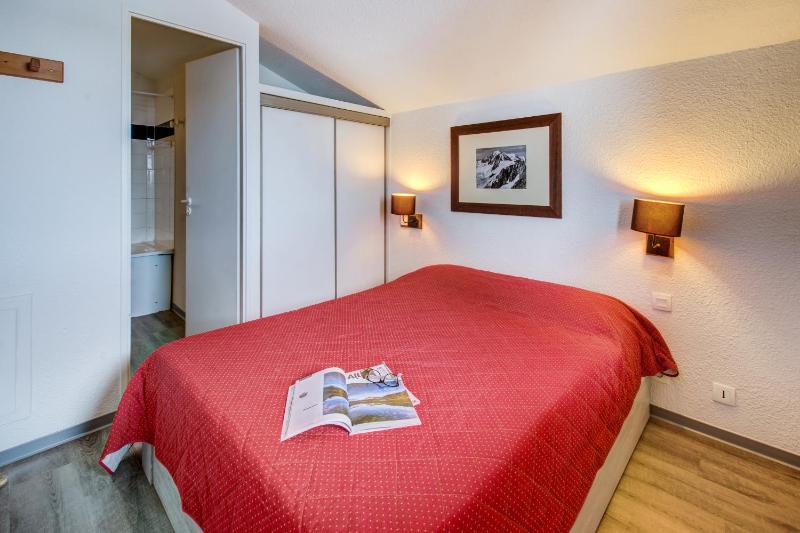 Two-Room Apartment (6 People) image 2