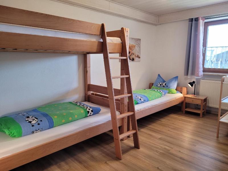 Rote Wohnung image 3