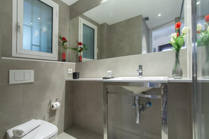 Housalia Sant Pau Views- Suite with View on Hospital Sant Pau - image 14