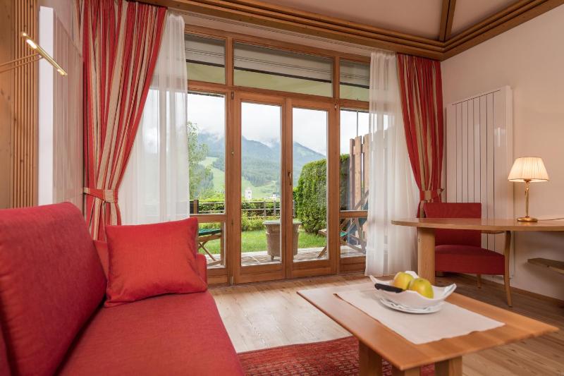 Suite with Mountain View image 3