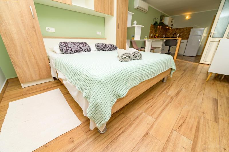 Apartments with a parking space Mali Losinj (Losinj) - 16555 - image 3