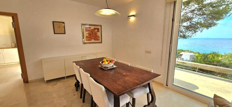 Oliver House - image 30