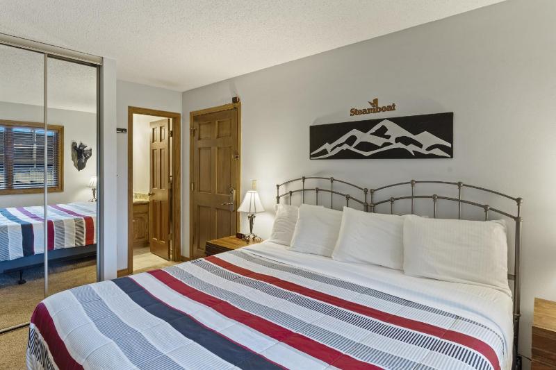Phoenix 207 condo - image 6