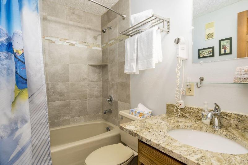 Phoenix 207 condo - image 11
