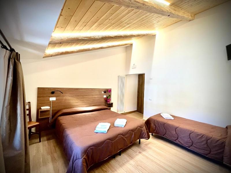 Triple Room image 4