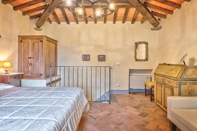 La Vista - Together in Tuscany - image 6