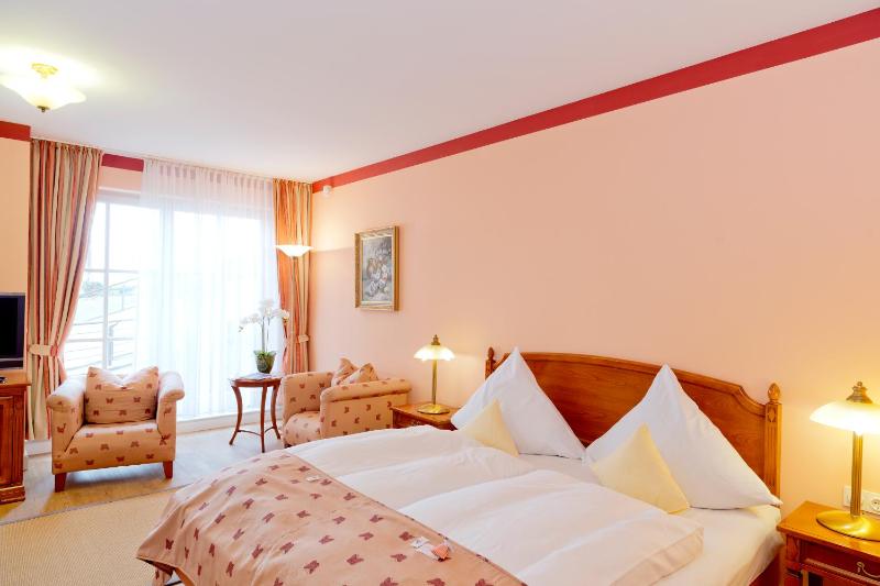 Double Room with Balcony or Terrace image 4