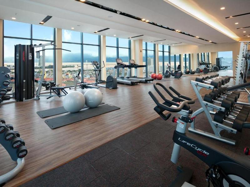 Luxury Condo 2 bedrooms with free pool - image 2